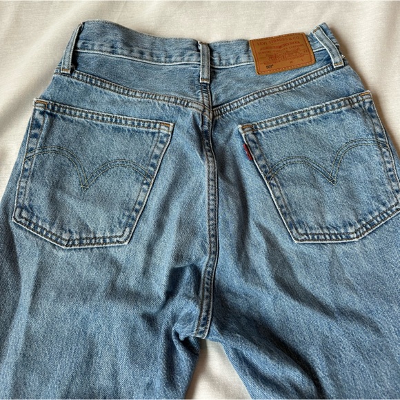 501® ORIGINAL CROPPED STRETCH WOMEN'S JEANS - 25 x 26 - Picture 3 of 4